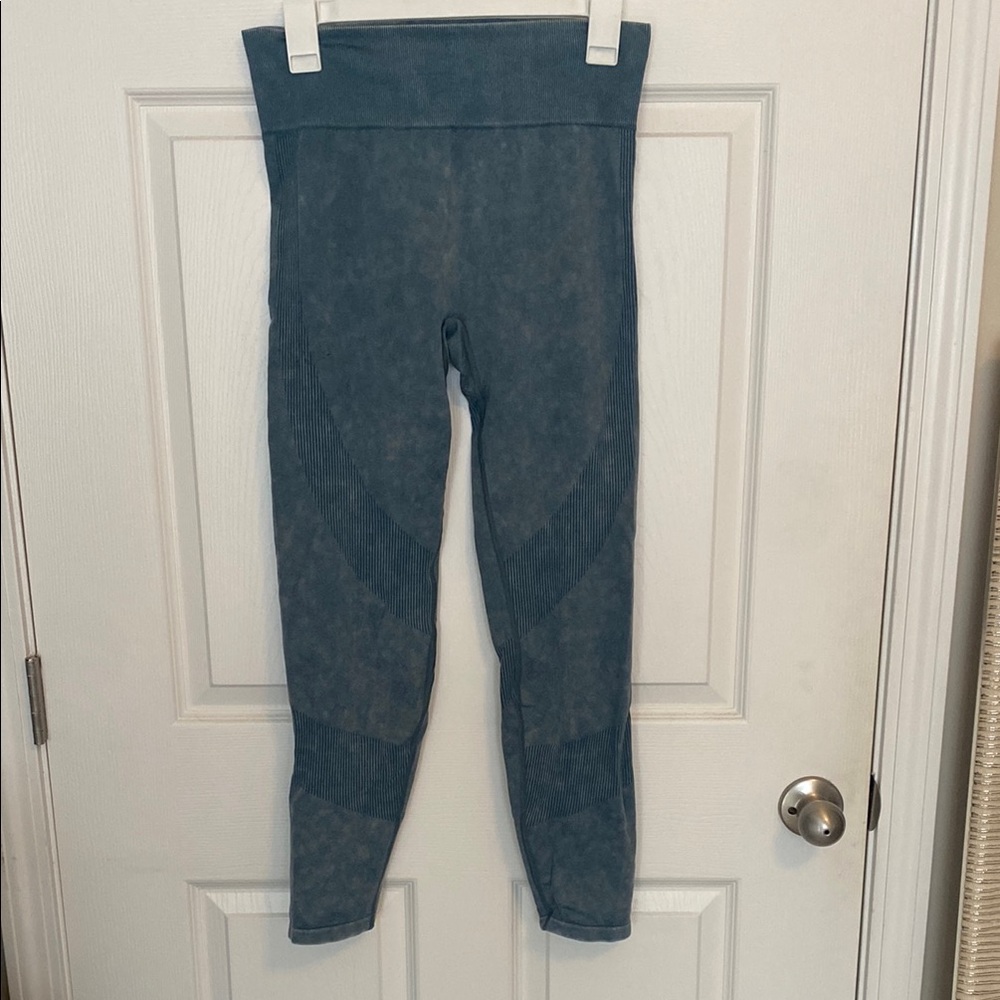 PINK Victoria's Secret Blue Leggings Soft and Comfortable